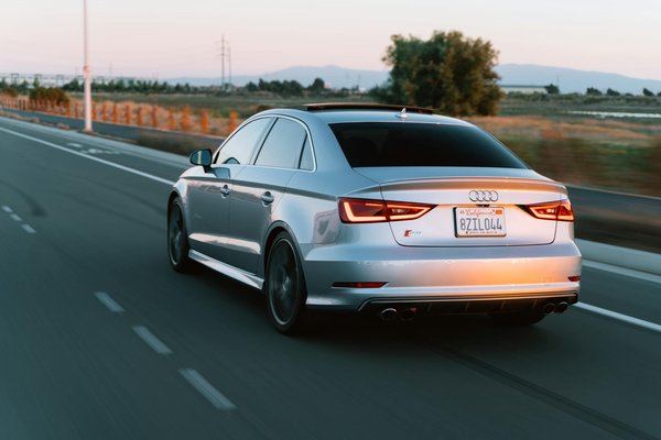 ¿Qué ejercicios de flexibilidad son clave para los bailarines de salsa?